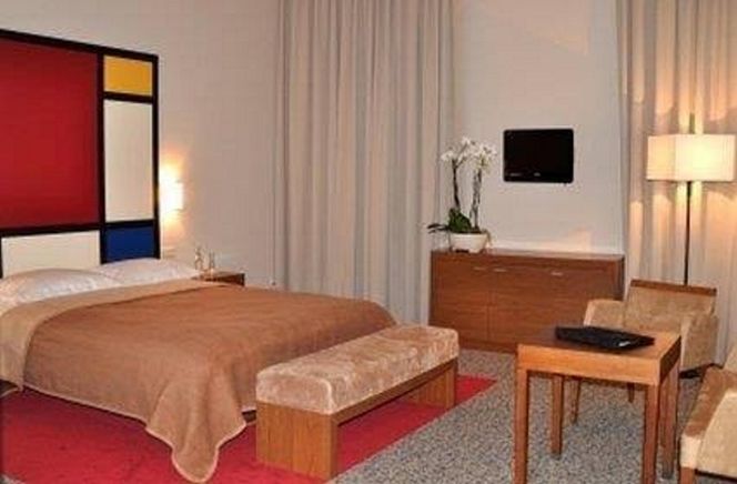 Polacy mieszkają jak królowie