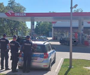 BLOKUJEMY ORLEN. W Starachowicach więcej Policji niż blokujących