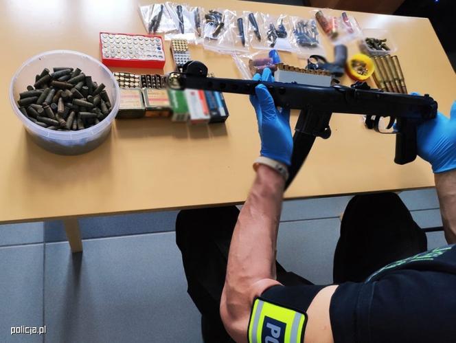 Ciechanowiec. Nalot na posesję. Znaleziono arsenał!