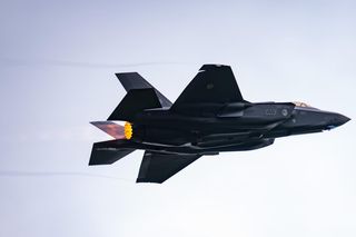„Steadfast Noon”: NATO pokaże swoją siłę. Sojusz wkrótce rozpocznie doroczne ćwiczenia z bronią jądrową
