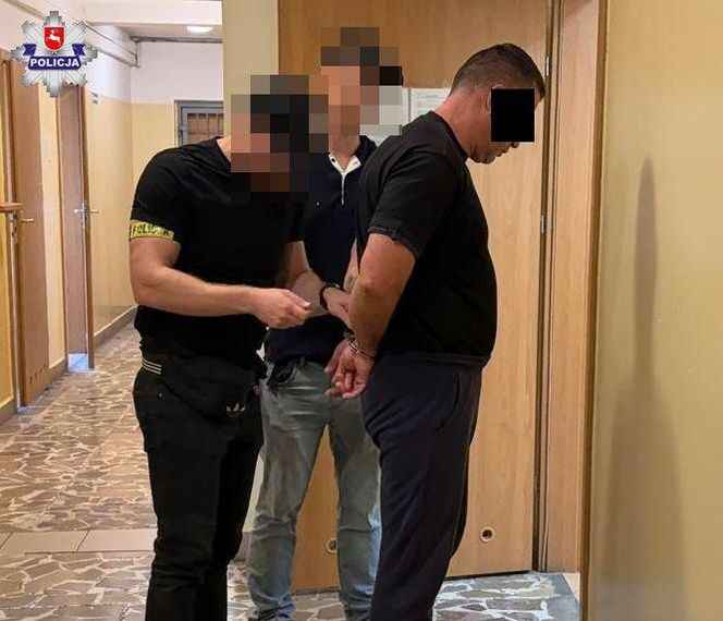 Policjanci zatrzymali pięć osób, które odpowiedzą za uprowadzenie i znęcanie się nad 44-latkiem