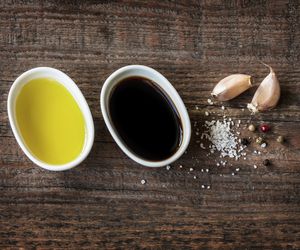 Klasyczny sos winegret: łatwy przepis