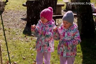 M jak miłość. Emilka (Julia Kempka) i Zuzia (Marcelina Kempka)