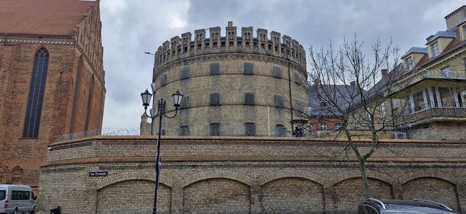 Nie ma Torunia bez Okrąglaka. Kapitan zdradza tajemnice aresztu śledczego. Nieznane historie