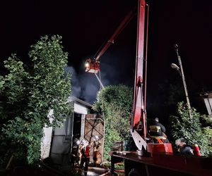 Nocny pożar hali pod Lublinem