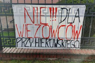Protest mieszkańców Katowic przeciwko budowie wieżowca