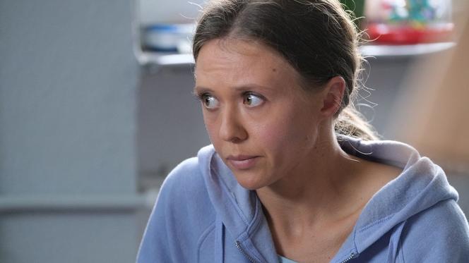 M jak miłość odc. 1701. Milena (Katarzyna Fareniuk) - sąsiadka Nadii