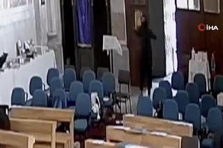 Weszli do kościoła i zaczęli strzelać. W środku polski konsul z dziećmi