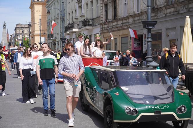 Pochód Juwenaliowy Łódzkich Uczelni. Studenci przejęli Łódź! [ZDJĘCIA]