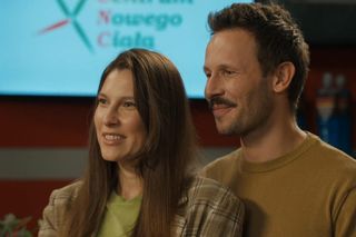 Barwy szczęścia odc. 3232. Regina (Kamila Kamińska), Franek (Mateusz Banasiuk)