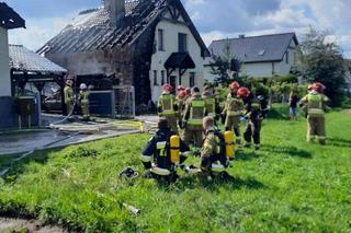 Dwa domy stanęły w ogniu. Dzieci miały rozpoczać rok szkolny. Niestety, wszystko spłonęło