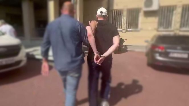 Białoruski gangster wpadł w Warszawie! Za handel bronią szukała go cała Europa