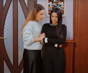 Melis awanturuje się z Feraye, a później podejrzewa, że Zeynep jest w ciąży z Cihanem.