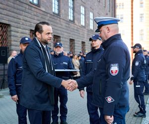 Oto 12 nowych wozów policyjnych. Zobacz, czym będą jeździć wrocławscy funkcjonariusze!