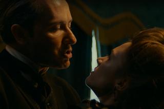 Polowanie na ćmy odc. 3. Yvette (Sonia Mietielica), Grun (Przemysław Stippa)