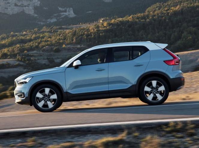 Volvo XC40 D4 Momentum