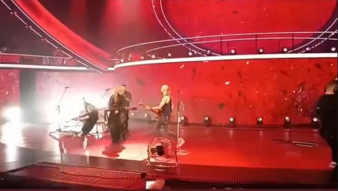 Muzyk Patrycji Markowskiej upadł na scenie w Opolu