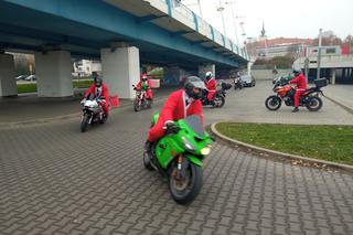 Motomikołajki Podkarpacie 2022. W sobotę Mikołaje wyjechali do Domu Dziecka w Nienadowej