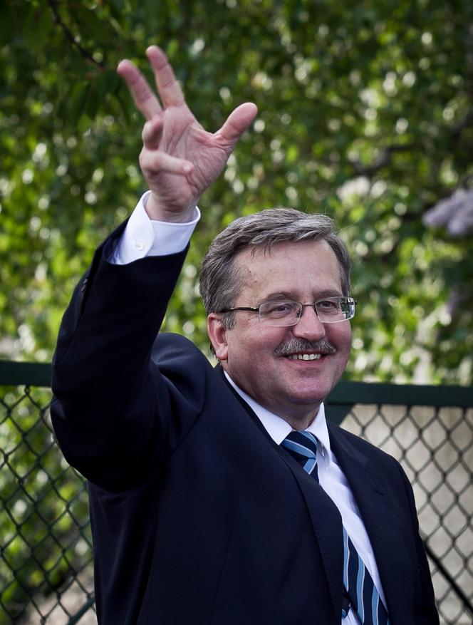 Bronisław Komorowski. Maturę zdałem na tróję bo pomogły nauczycielki