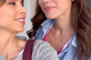 M jak miłość nowy sezon. Aneta (Ilona Janyst), Kasia (Paulina Lasota) na planie