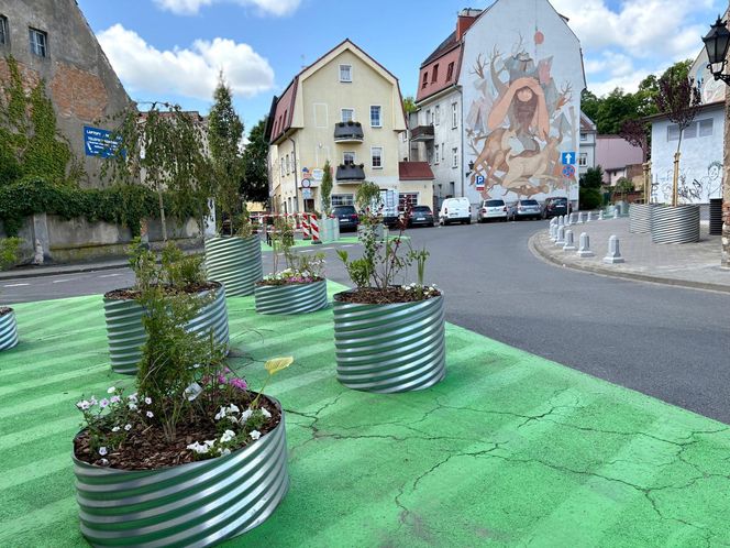 Plac Powstańców w Lesznie. Prototypowanie przestrzeni