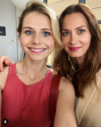 Przyjaciółki. Renata (Izabela Zwierzyńska), Zuza (Anita Sokołowska)