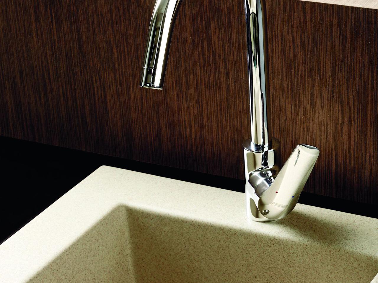 Granitowe zlewozmywaki Kizz od Ferro: zmywanie z klasą