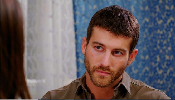 Miłość i nadzieja, odcinek 324. Zeynep, Cihan