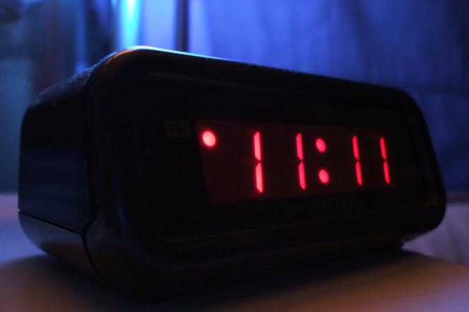 Zegary elektroniczne są opóźnione w 25 europejskich krajach