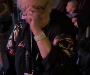 86-letnia mieszkanka Rybnika jeździ za Dawidem Kwiatkowskim po Polsce