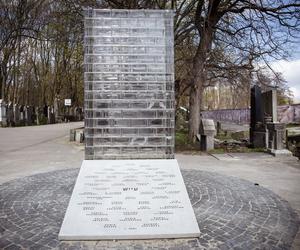 Pomnik Oneg Szabat w Warszawie