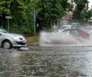 Beton jamisty, czyli wodoprzepuszczalny beton zapewniający retencję wód opadowych