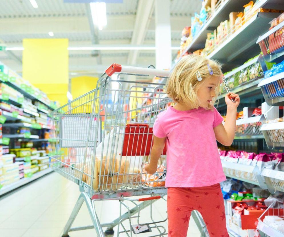 Uwaga na niebezpieczne słodycze. Powód: fragmenty plastiku w czekoladzie