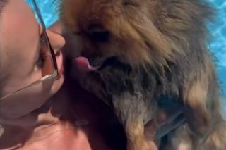 Joanna Racewicz w basenie