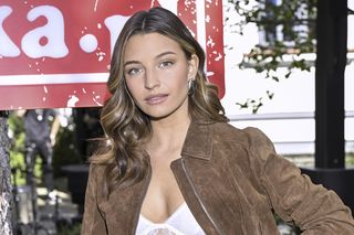 Rodzinka.pl 17 sezon. Julia Wieniawa powraca jako Paula. Zdradziła trochę za dużo? - ZDJĘCIA