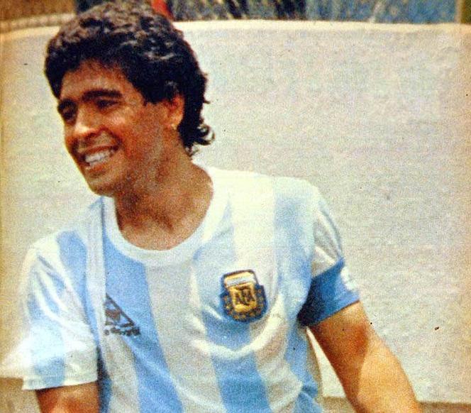 Diego Maradona - znacie najważniejsze momenty jego kariery? [QUIZ]