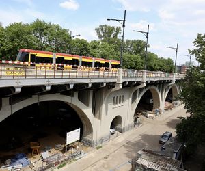 Fatum nad mostem Poniatowskiego. Remont trwa dwa lata, a końca nie widać