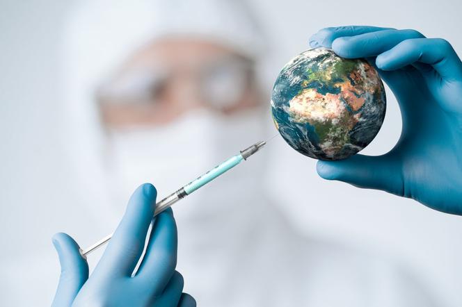 GIGANT FARMACEUTYCZNY: szczepionka MOŻE być gotowa pod koniec roku