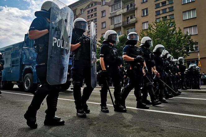 25 zatrzymań po Marszu Równości. Politycy zapowiadają kolejną manifestację