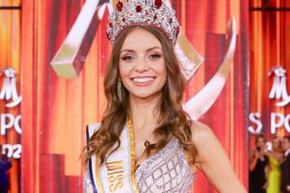 Kasandra Zawal odda koronę Miss Polski! Tak najpiękniejsza Polka zmieniła się przez ostatni rok