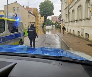 Ulewy nad Polską. Dramatyczna sytuacja na północy. Woda sięgała półtora metra!