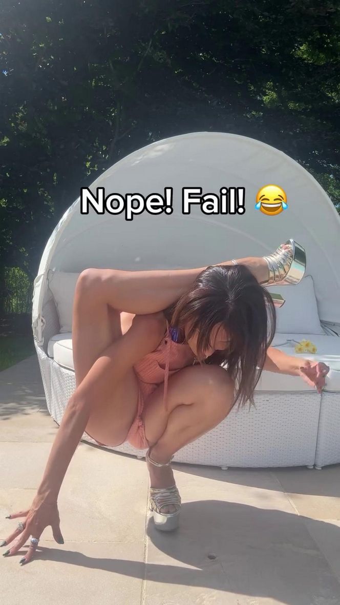 Tak się wygina żona Baldwina. Hilaria Baldwin to kobieta-guma