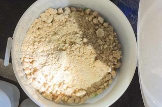 Mieli Breaking Bad w domu. Magister chemii i jego syn robili to na oczach policji