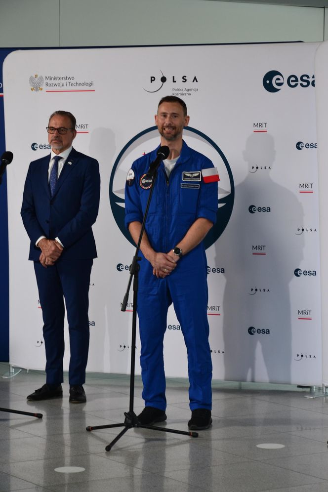 Sławosz Uznański-Wiśniewski wrócił do Polski