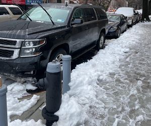 Samochody zablokowały straży dostęp do hydrantów. Jedna osoba nie żyje