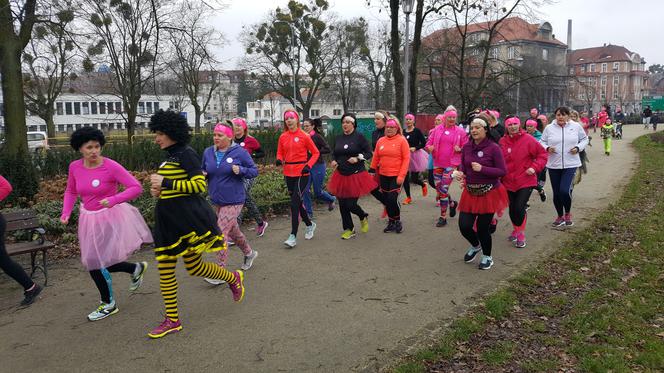 Grudziądzanki celebrowały swoje święto w biegu.  Ponad 400 pań imprezowało w Parku Miejskim