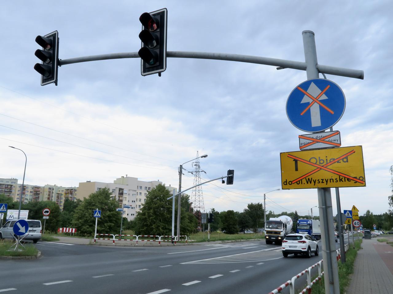 Od północy skrzyżowanie Podmiejskiej z Wyszyńskiego zamknięte. Będą OBJAZDY