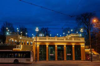 Bastion Sakwowy coraz piękniejszy! Tak prezentuje się wieczorową porą [ZDJĘCIA]