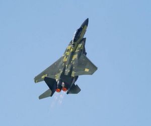 Samoloty  F-15, F/A 18