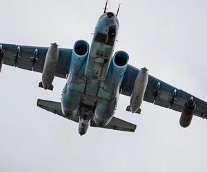 Rosyjski Su-25 zestrzelony. Ukraińcy wykorzystali do tego celu ręczną wyrzutnie rakietową